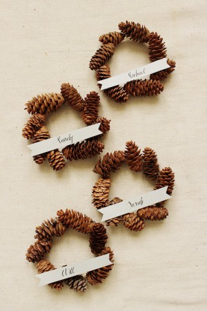 DIY Mini Pinecone Wreath Placeholder 1