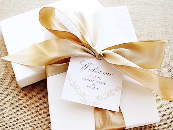 Elegant wedding invitations with box