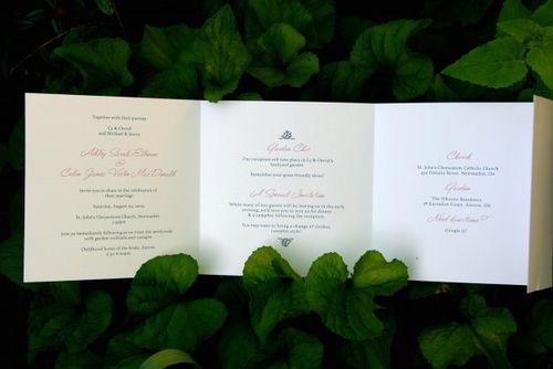 Ashley really wanted the invitations to convey a sense of casual elegance 