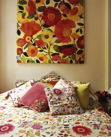 Floral-bedroom-textiles