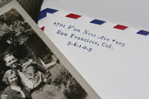 vintage-travel-airmail-wedding-invitation-envelope