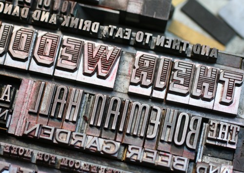 letterpress-antique-type-in-chase