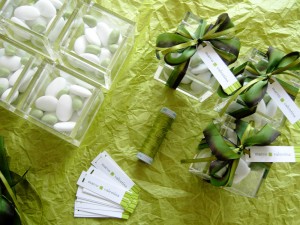 spring-green-wedding-invitation-favor_01
