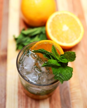 Cocktail Recipe: Orange Mint Smash via Oh So Beautiful Paper (11)