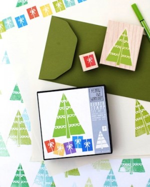 DIY Rubber Stamp Gift Wrap by Yellow Owl Workshop via Oh So Beautiful Paper