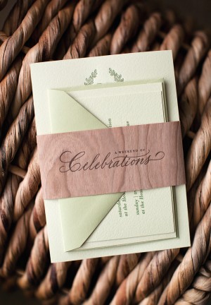 Rustic Burlap Wedding Invitations by Atheneum Creative via Oh So Beautiful Paper (6)