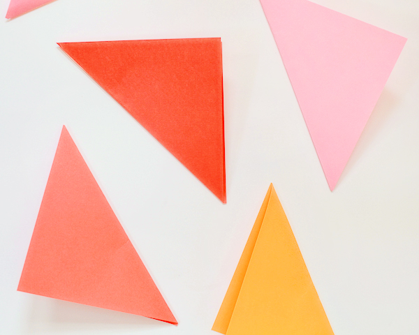 DIY Tutorial: Folded Paper Backdrop by Oh So Beautiful Paper (25)