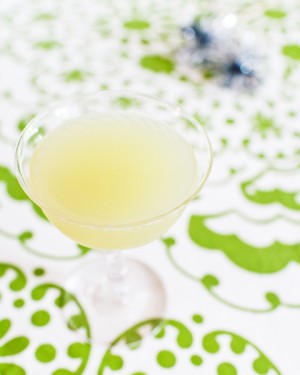 Signature Cocktail Recipe: The Last Word via Oh So Beautiful Paper (36)