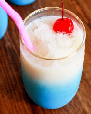 Signature Cocktail Recipe: Coconut Milk Pina Colada via Oh So Beautiful Paper (28)