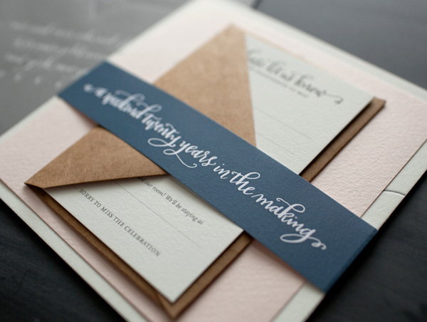 Sophisticated-Calligraphy-Wedding-Invitations-Atheneum-Creative3