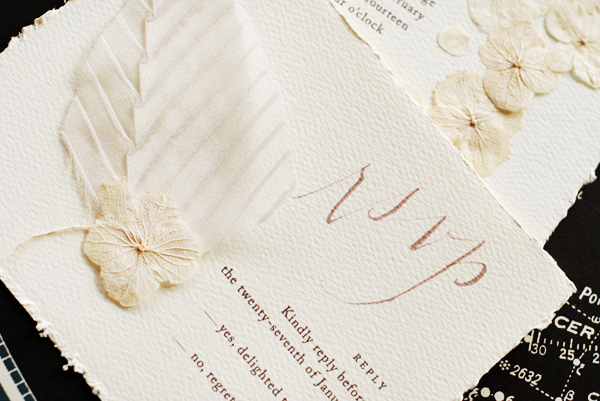 Pressed-Flower-Poetry-Inspired-Wedding-Invitations-Umama7
