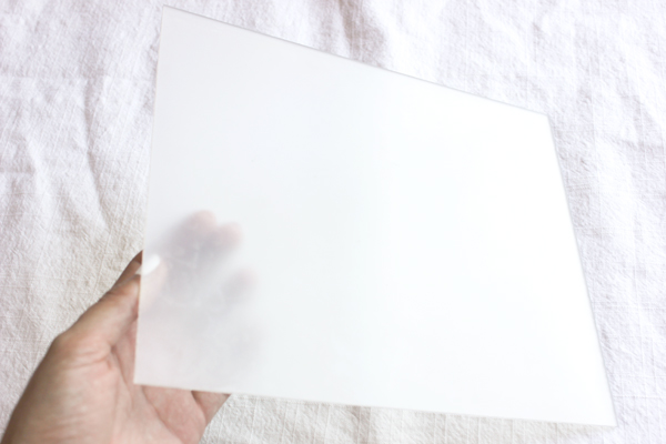 DIY Hand Lettered Plexiglass Cocktail Menu / Oh So Beautiful Paper