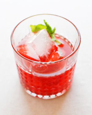 Strawberry-Mint-Smash-Cocktail-Recipe-OSBP-15