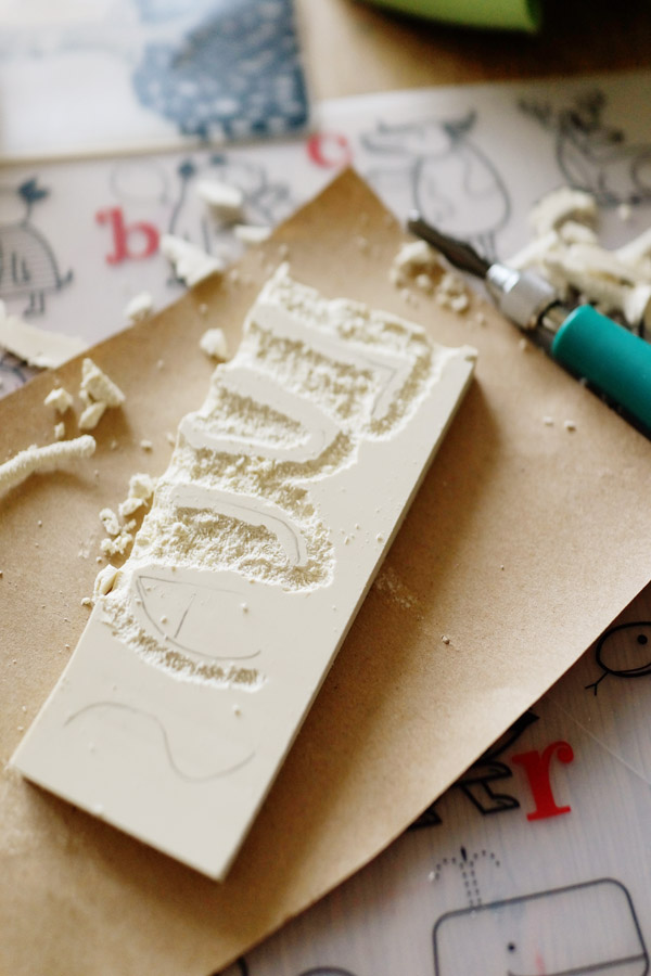 DIY-with-Kids-Hand-Stamped-Gift-Wrap-Good-on-Paper2