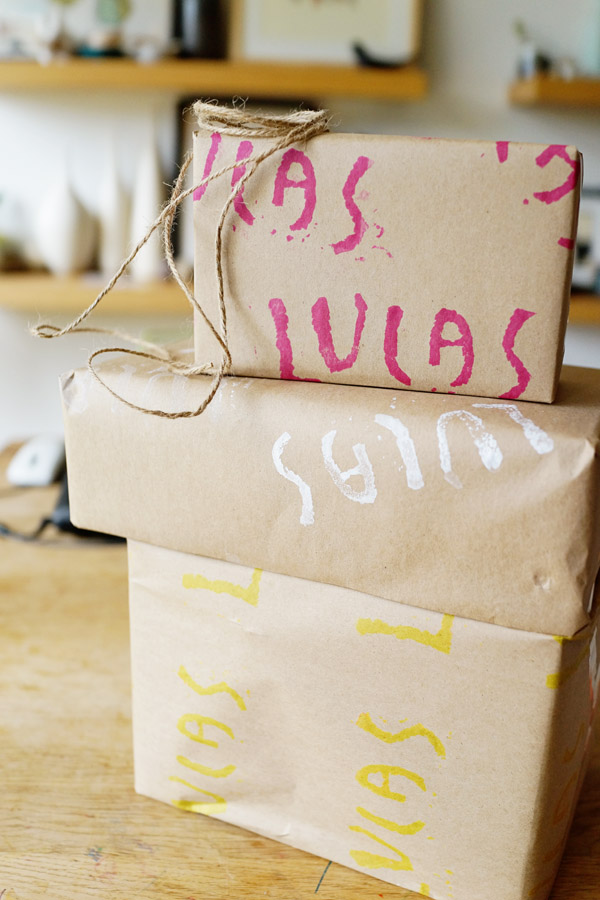 DIY-with-Kids-Hand-Stamped-Gift-Wrap-Good-on-Paper47