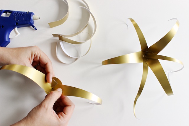 DIY Gold Paper Air Plants by Mandy Pellegrin for Oh So Beautiful Paper