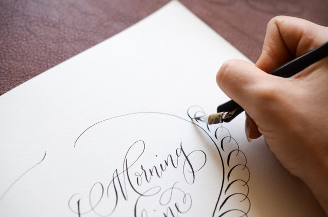 How to Create Calligraphy and Floral Frames for Wedding Invitations and Art Prints / Antiquaria for Oh So Beautiful Paper