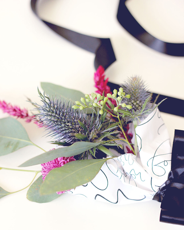 DIY Mini Flower Bouquet with Printable Paper Wrap / Lauren Saylor of A Fabulous Fete for Oh So Beautiful Paper