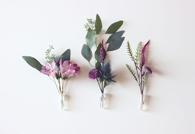 DIY Mini Flower Bouquet with Printable Paper Wrap / Lauren Saylor of A Fabulous Fete for Oh So Beautiful Paper
