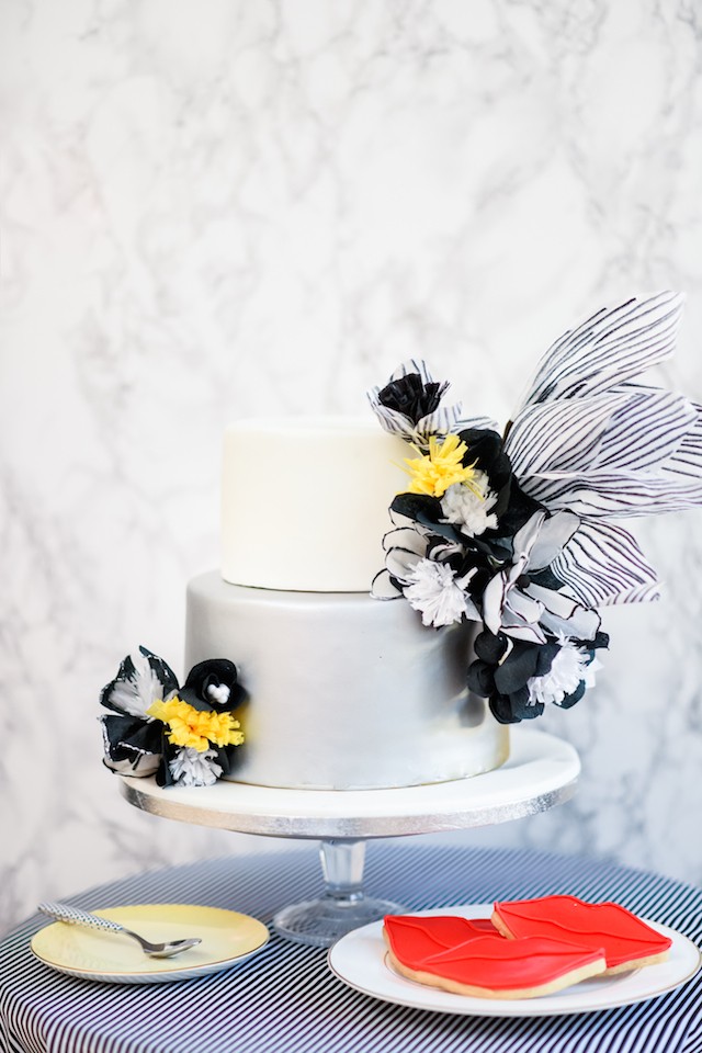 DIY Black and White Pop Art Paper Flowers / Erin Hung of BerinMade London for Oh So Beautiful Paper