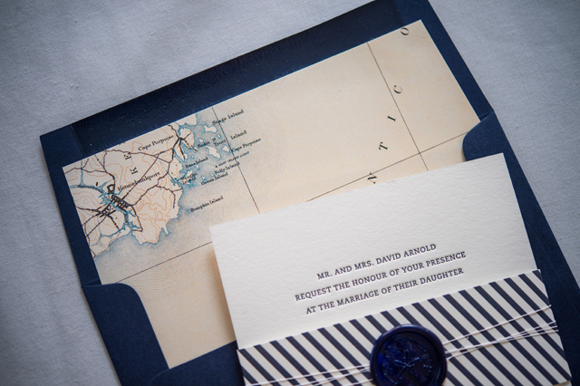 Preppy and Nautical Gold Foil Wedding Invitations by Gus & Ruby Letterpress / Photo by Brea McDonald Photography / Oh So Beautiful Paper