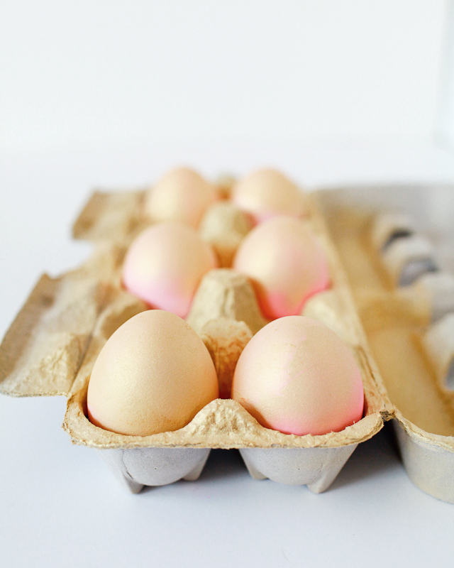 DIY Painterly Pink and Gold Easter Eggs / Oh So Beautiful Paper