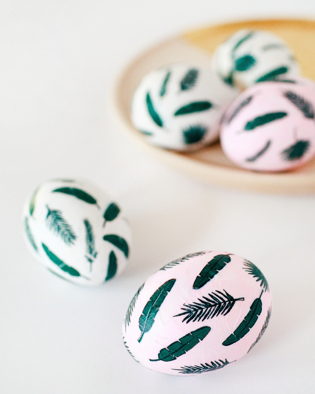 DIY Tropical Leaf Easter Eggs / Oh So Beautiful Paper