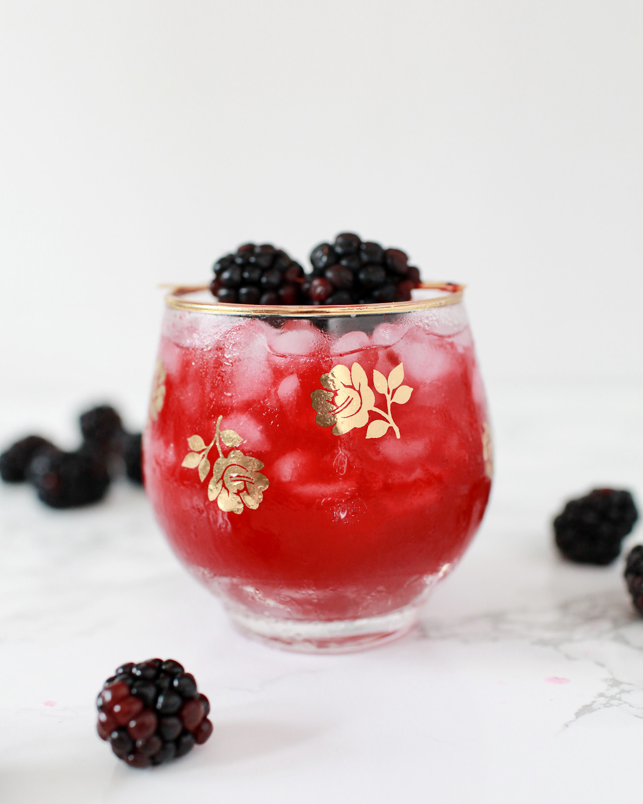 Blackberry Whiskey Smash Cocktail Recipe / Liquorary for Oh So Beautiful Paper
