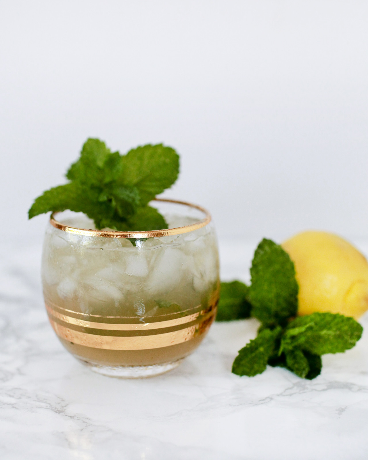 Lemon-Mint Gin Smash Cocktail Recipe / Oh So Beautiful Paper