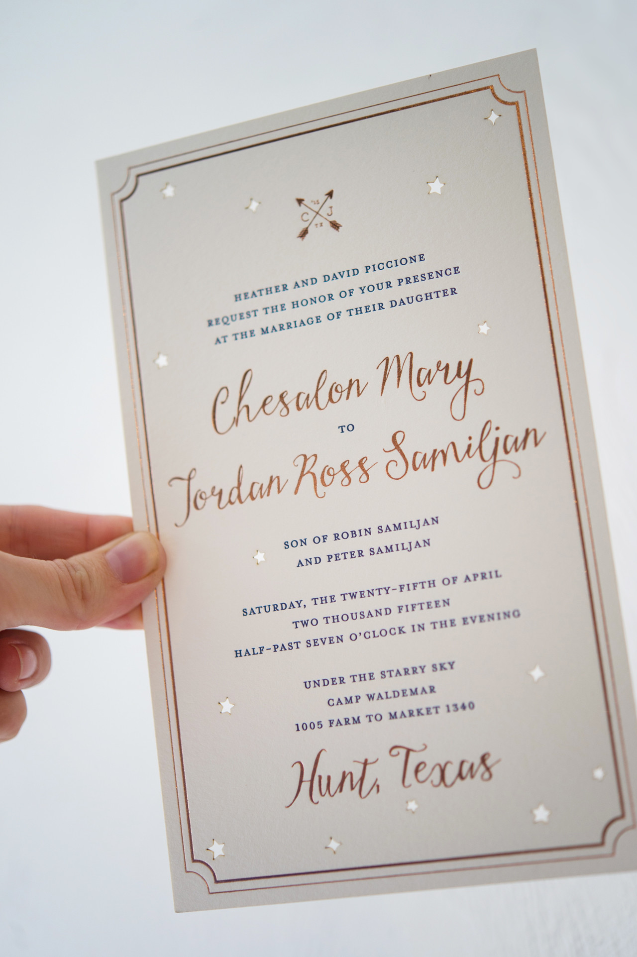 Rose Gold Foil Night Sky Wedding Invitations by Gus & Ruby Letterpress / Photo Credit: Brea McDonald Photography / Oh So Beautiful Paper