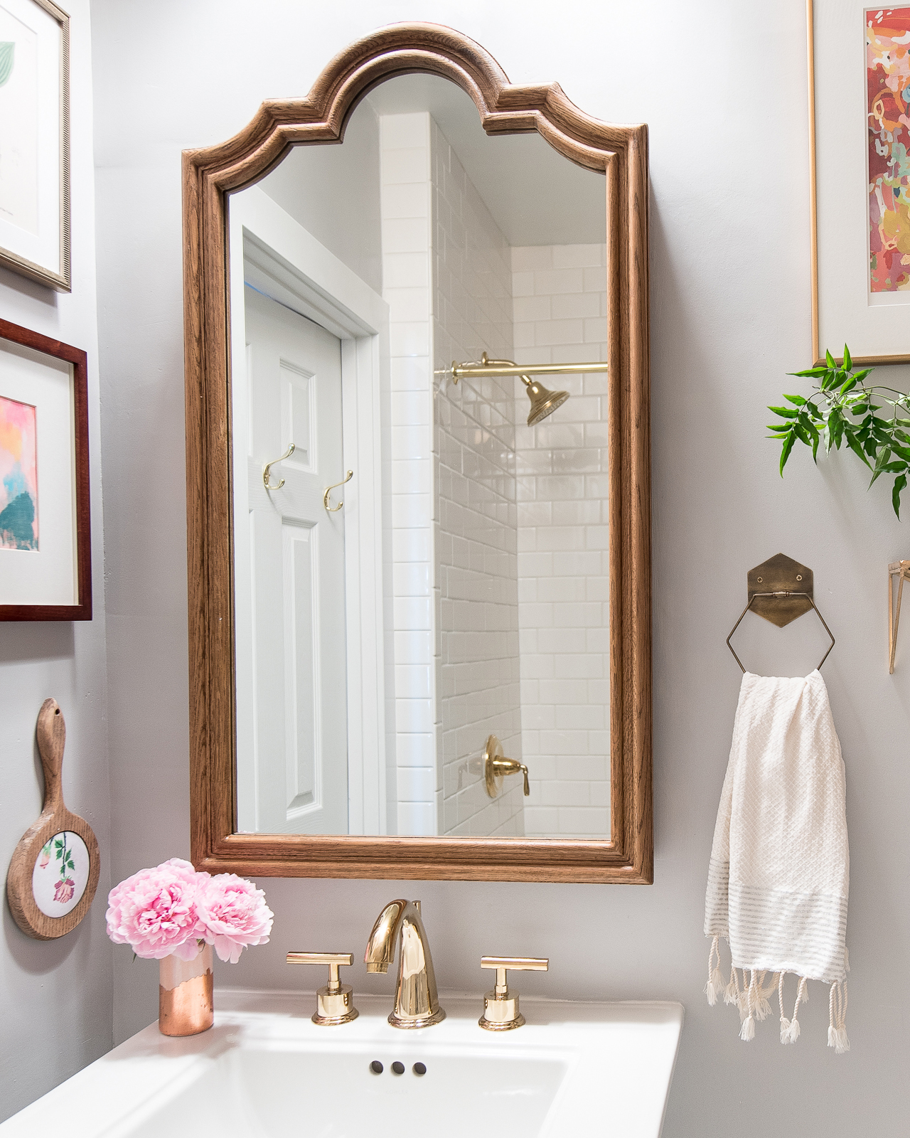 Oh So Beautiful Paper Classic Small Bathroom Reveal / Photo Credit: Laura Metzler Photography