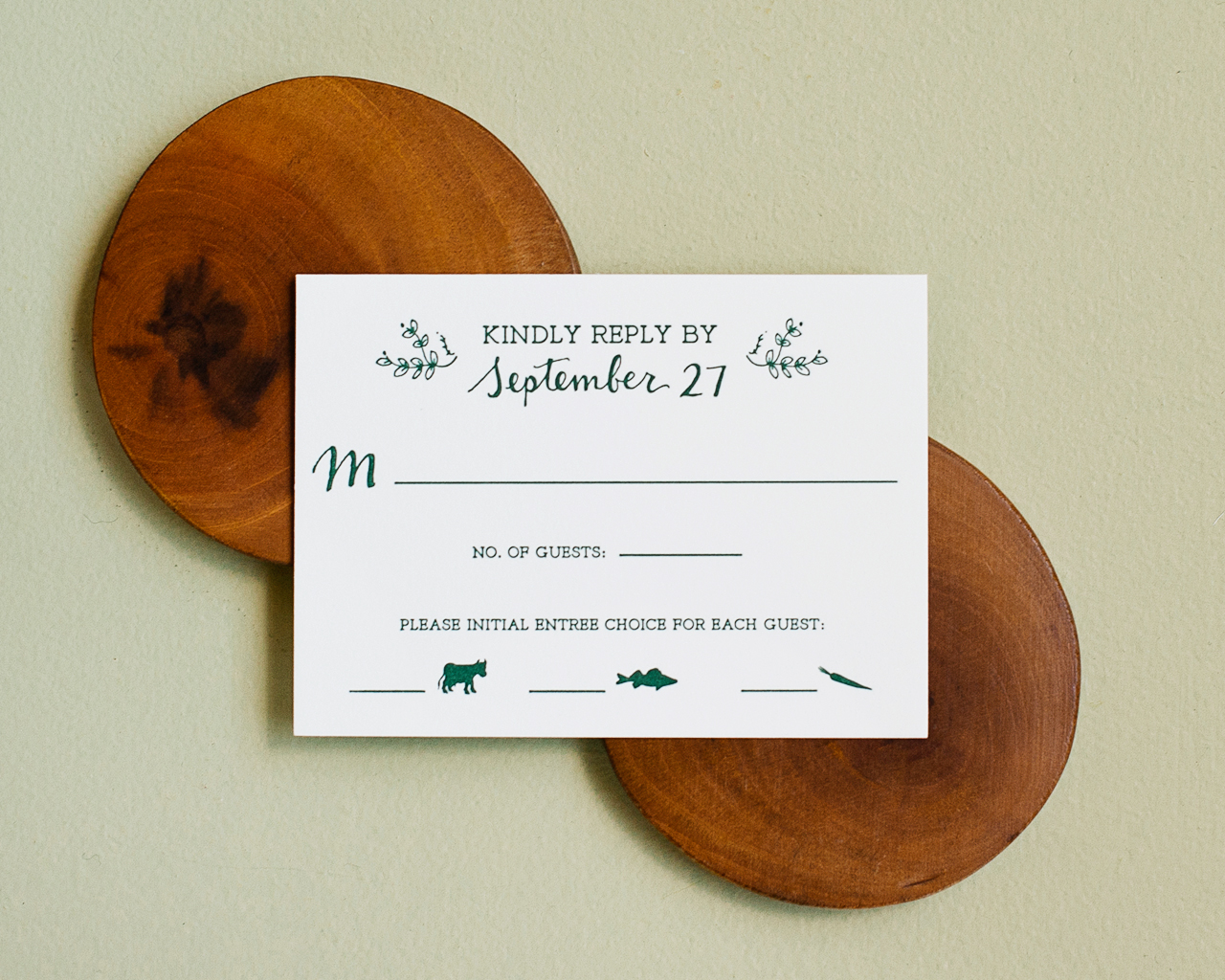 Rustic Green and Gold Foil Wedding Invitations by Printerette Press / Photo Credit: Melissa Oholendt, Styling by Mae Mae & Co.