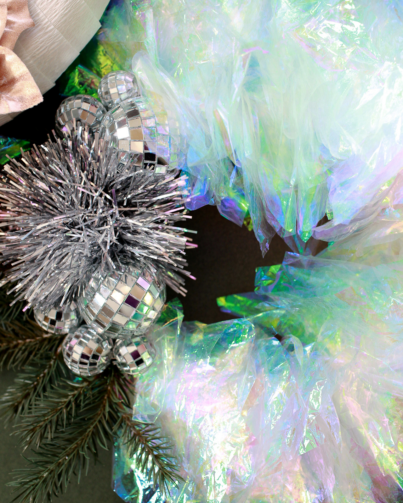 diy-iridescent-winter-wreath-krazy-glue-osbp-21