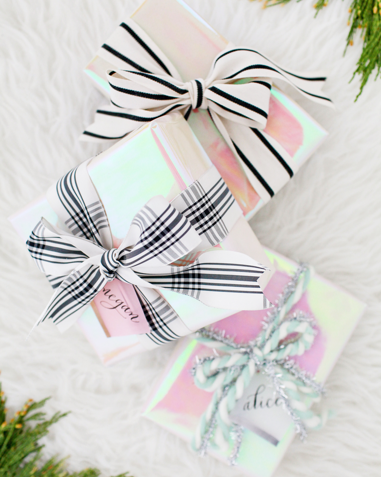 Beautiful Holiday Gift Wrap Pairings