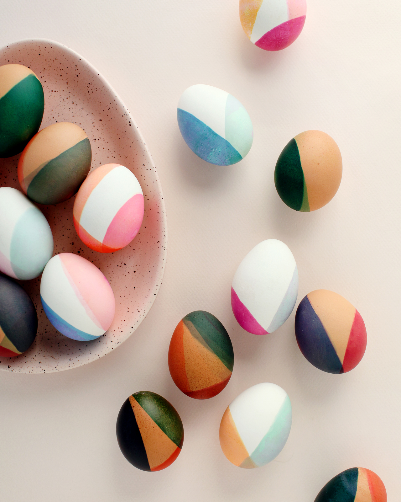 DIY Modern Color-Blocked Easter Eggs