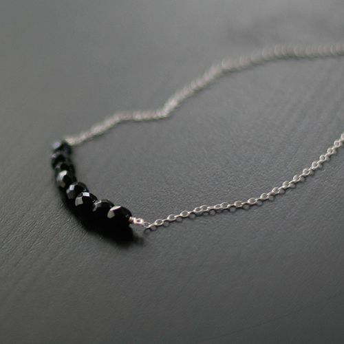 Elephantine-black-stones-necklace