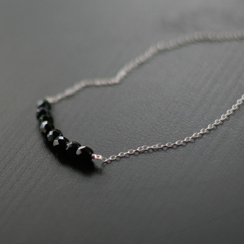 Elephantine-black-stones-necklace
