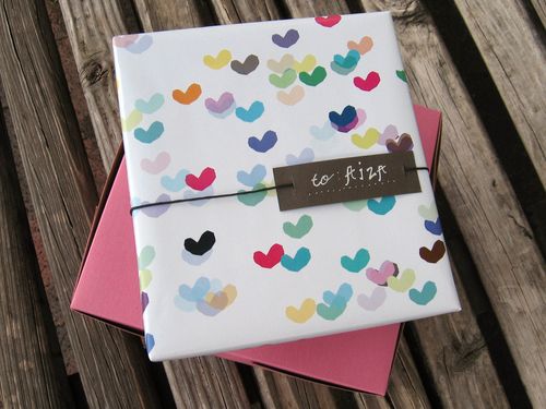 Heart-wrapping-paper